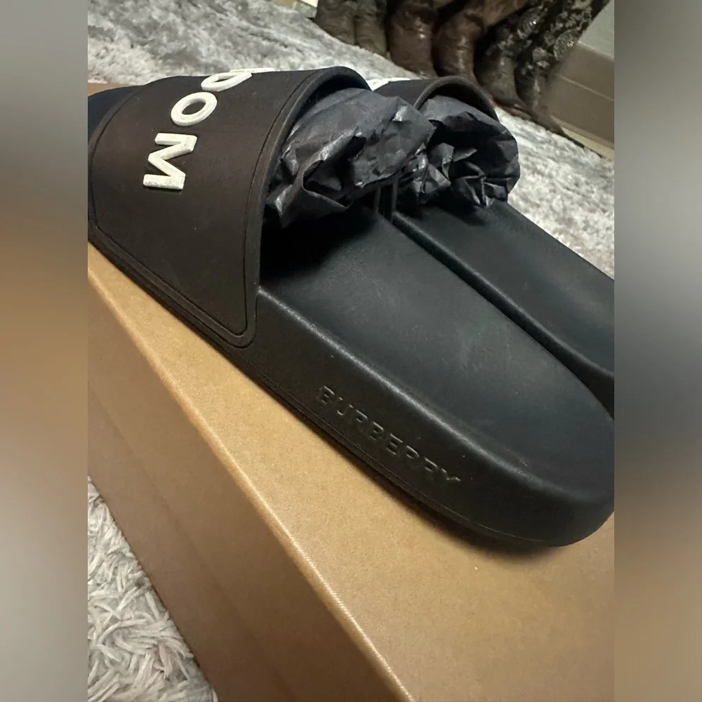 Burberry sandal - Picture 6 of 9